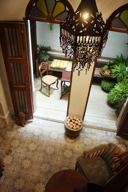 The Bhuthorn Bed & Breakfast Bangkok Eksteriør billede