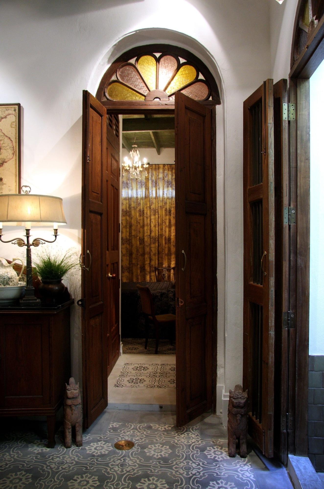 The Bhuthorn Bed & Breakfast Bangkok Eksteriør billede